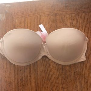 VS strapless bra